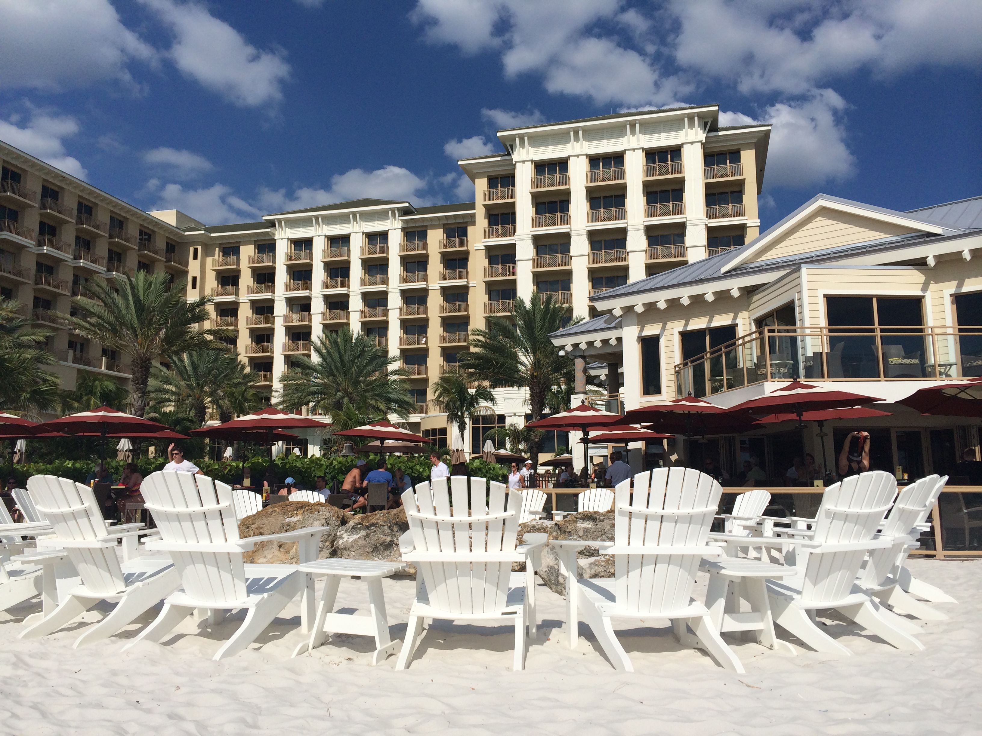 Sandpearl Tate Island Grill