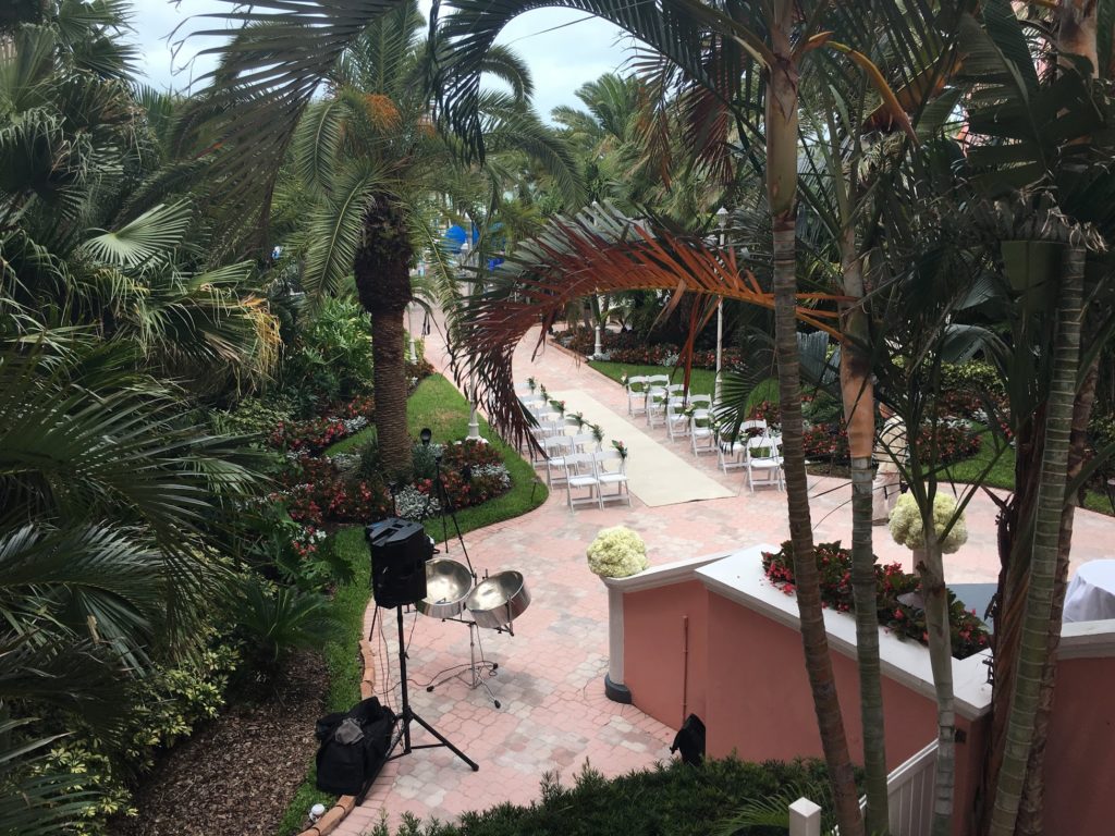 don cesar courtyard wedding ceremony front